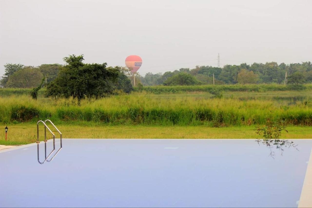 Rho Sigiriya Lake Edge Retreat Kibissa Exteriér fotografie