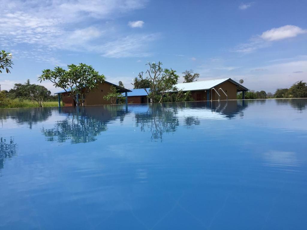 Rho Sigiriya Lake Edge Retreat Kibissa Exteriér fotografie